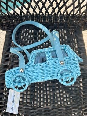 Tommy Bahama Woven Jeep Purse NWT